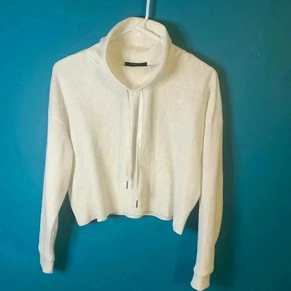 Forever 21 White Waffle Crowl Neck Cropped Hoodie Top - Picture 3 of 8